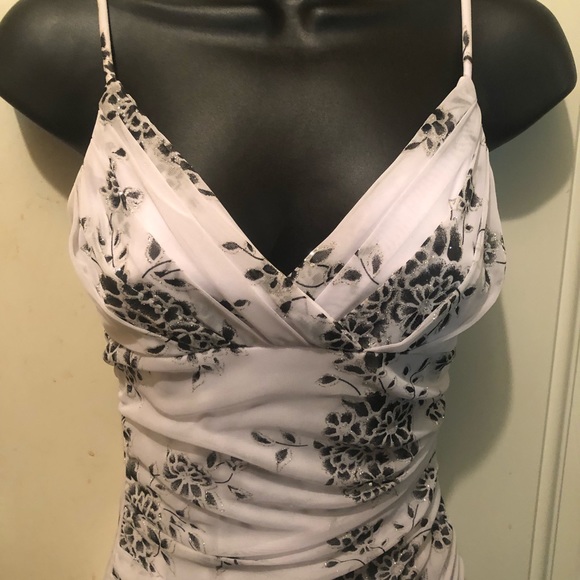 Taboo Gorgeous Sundress/Formal - Picture 3 of 7